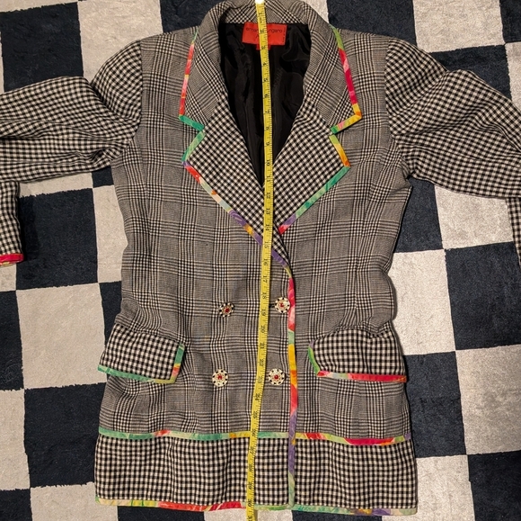 RARE Vintage Emanuel Ungaro Black and White Plaid Blazer Tie Dye Trim - Picture 9 of 10